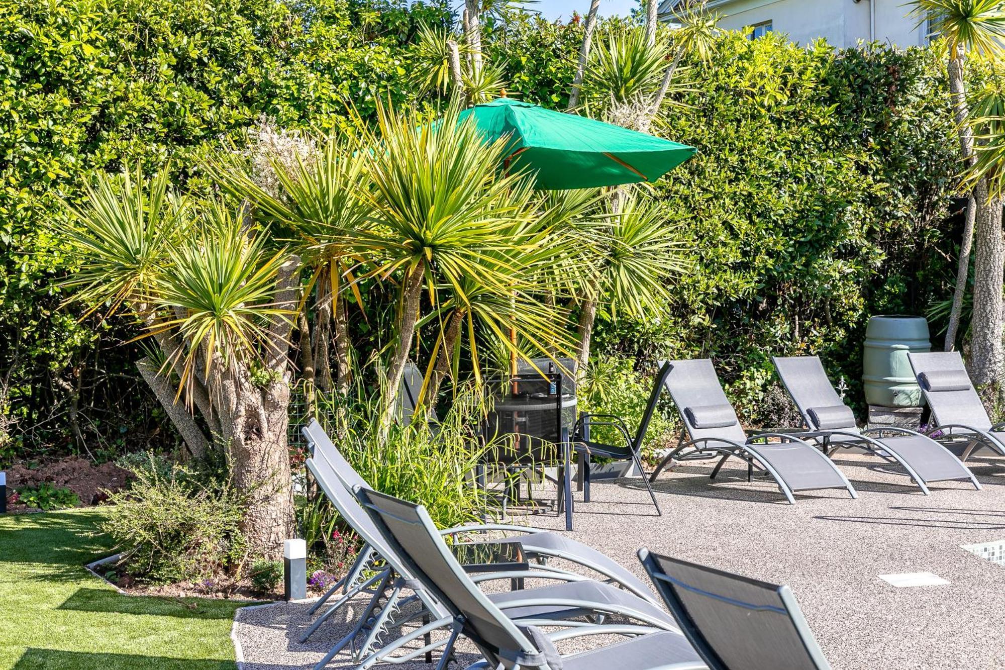 The Devon Court Hotel Torquay Bagian luar foto